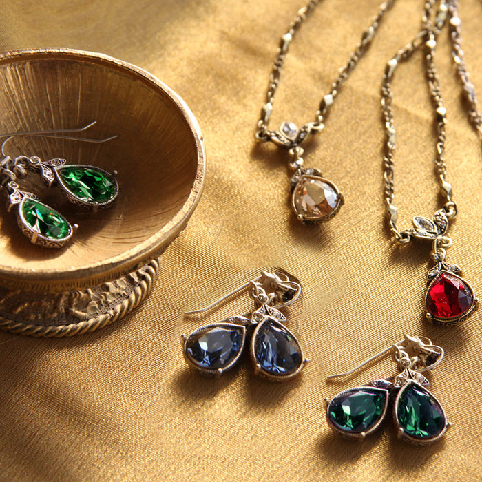 Garnet Red Teardrop Necklace and Earring Set NE1170-GS