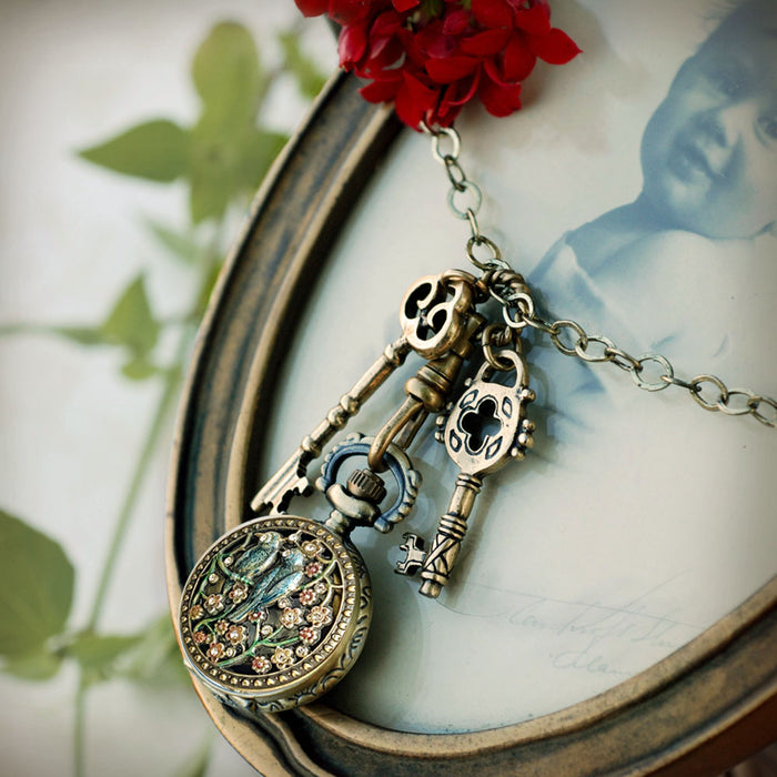 Elegant Pocket Watch and Antique Key Necklace N311