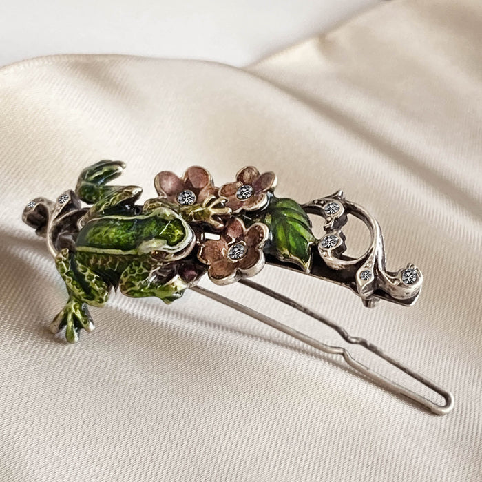 Enamel Silver Frog Barrette B520