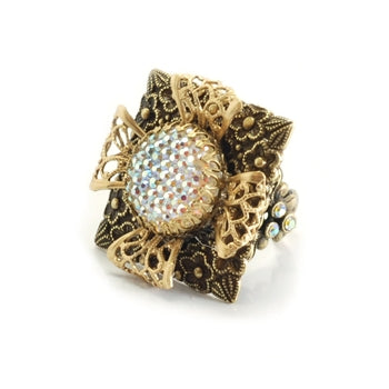 Square Floral Ring R401
