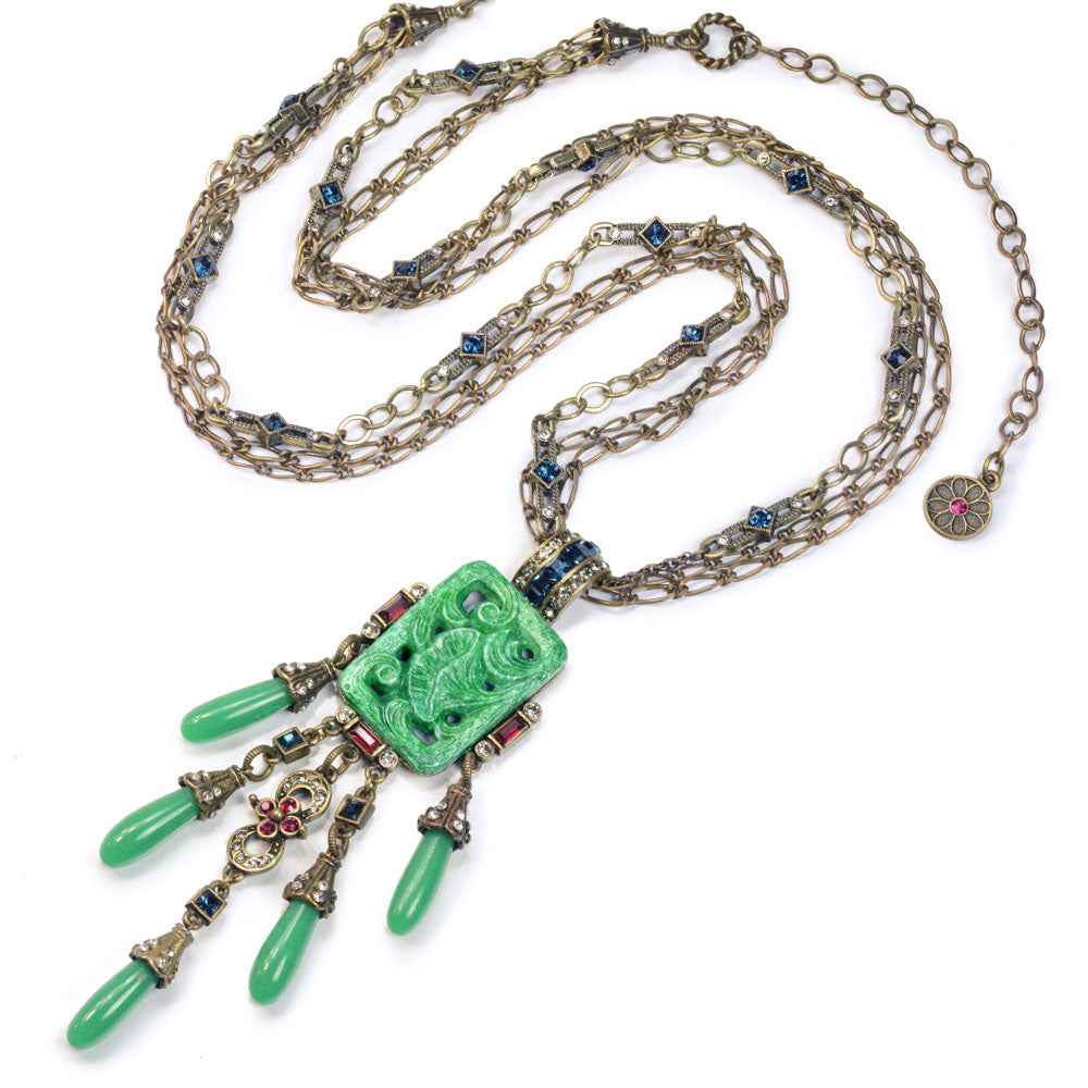 Art Deco Asian Vintage Green Jade Glass Fringe Necklace N3383