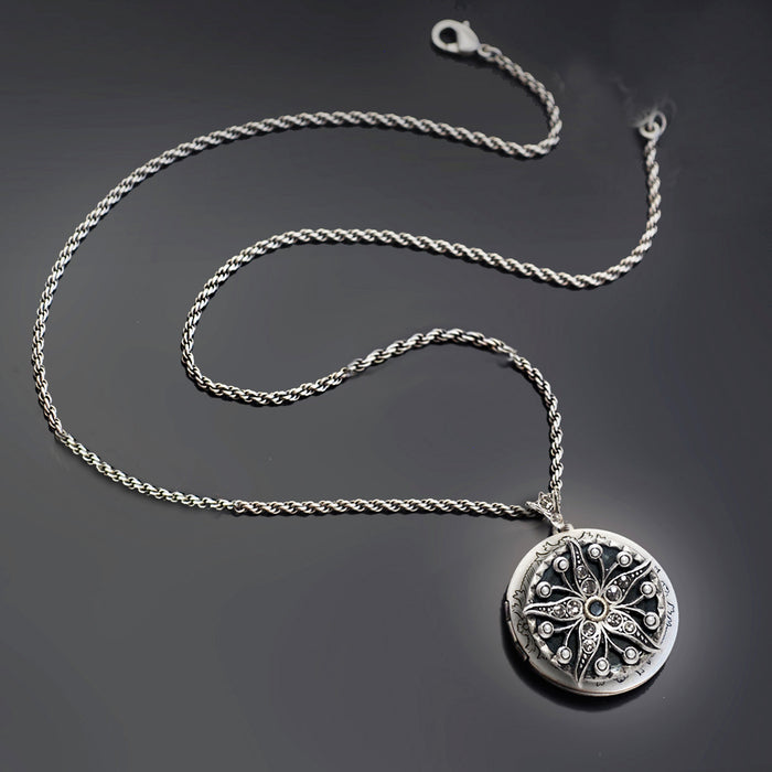 Victorian Star 1860s Locket N492