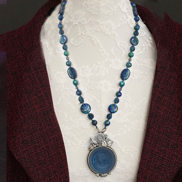Blue Intaglio Black Cameo Beaded Necklace N1281