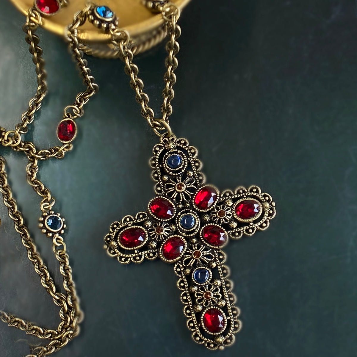 Royal Renaissance Vintage Cross Jewel Necklace N808