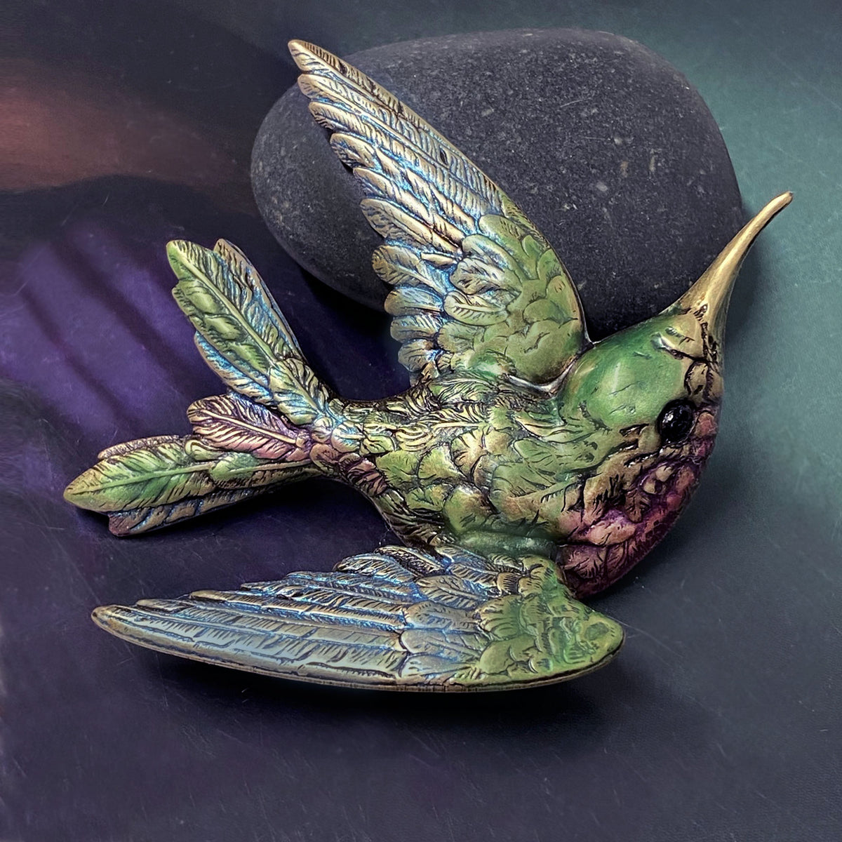 Hummingbird Brooch Pin by Sweet Romance P134