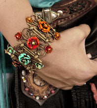 Load image into Gallery viewer, Enamel Roses Trellis Bracelet BR818 - Sweet Romance Wholesale