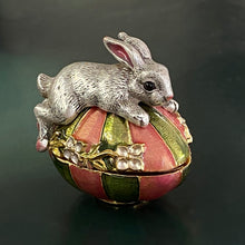 Load image into Gallery viewer, Baby Bunny Enamel Egg Box BX50