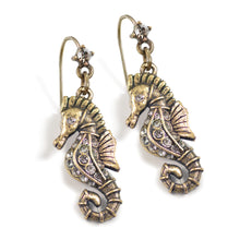 Load image into Gallery viewer, Seahorse Earrings E1421