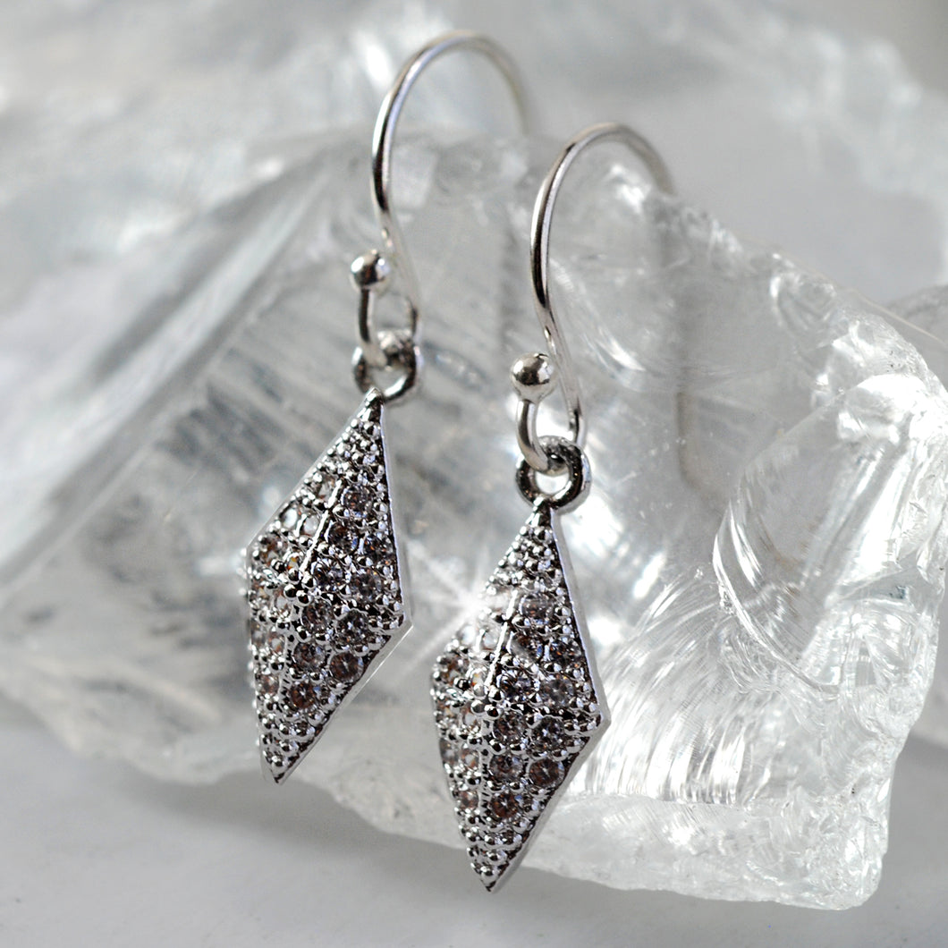 Retro Diamond Earrings E1510 - sweetromanceonlinejewelry