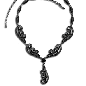 Elvira's Spellbound Crystal Necklace EL_N116