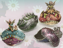 Load image into Gallery viewer, Daisy Fairy Enamel Egg Box BX46