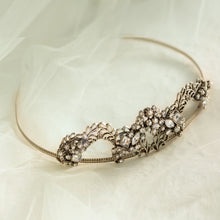 Load image into Gallery viewer, Wedding Garden Tiara