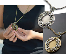 Load image into Gallery viewer, Oval Flower Locket Necklace N1537