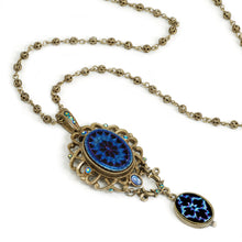 Load image into Gallery viewer, Peacock Vintage Glass Necklace N823