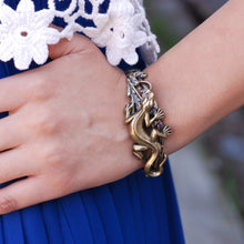 Load image into Gallery viewer, Lizard Bracelet