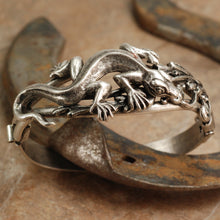 Load image into Gallery viewer, Lizard Bracelet