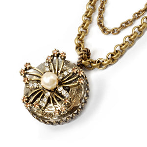 Flower Queen Crystal Necklace N193