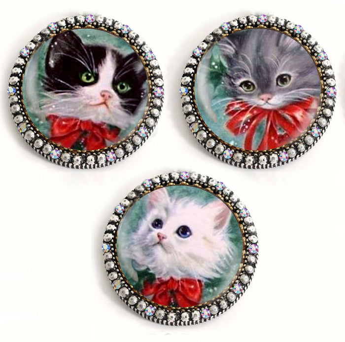 Retro Christmas Kitten Pin