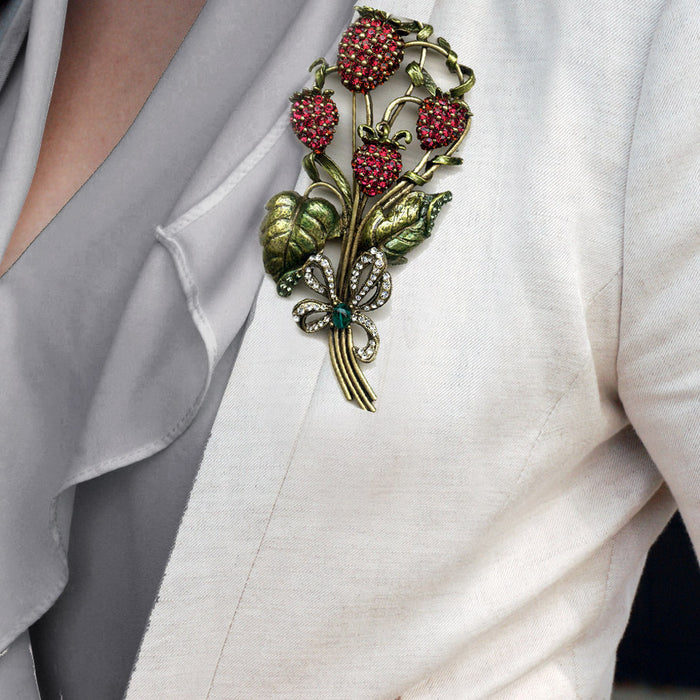 Sweet Strawberries Statement Brooch Pin P539