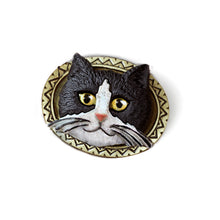 Load image into Gallery viewer, Cat Pin P667