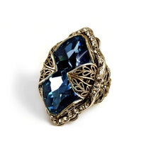 Load image into Gallery viewer, Marquis Jewel Statement Ring R514