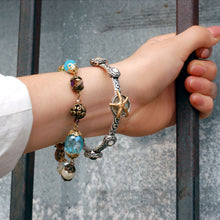Load image into Gallery viewer, Something Fishy Bead Bracelet BR1202 - sweetromanceonlinejewelry