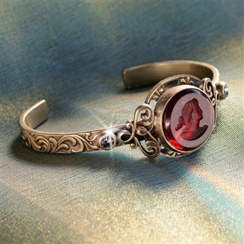 Alycia Intaglio Bracelet