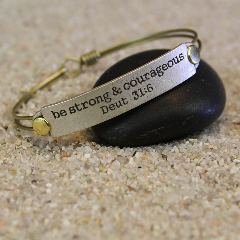 Be strong and courageous Bible Verse Bracelet BR504