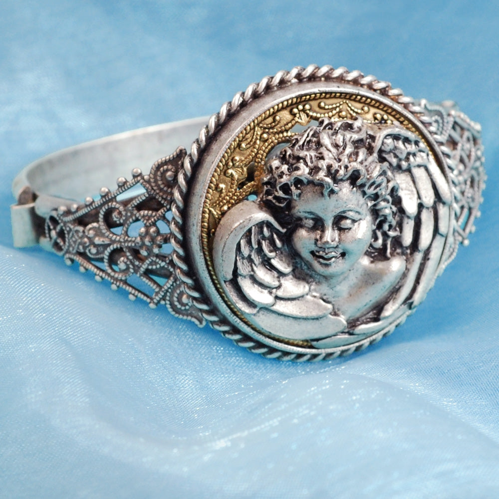 Sweet Dreams Angel Bracelet BR883 - ONLY 1 LEFT