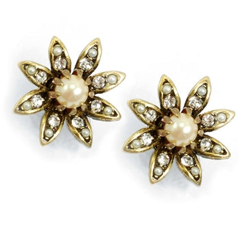Daisy Pearl Flower Wedding Earrings