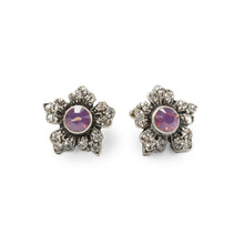 Load image into Gallery viewer, Jasmine Flowers Stud Earrings E1152