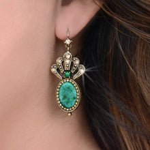 Load image into Gallery viewer, Crystal Fan Oval Intaglio Earrings