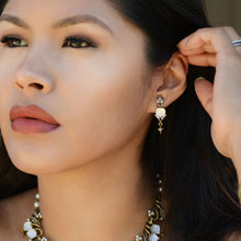 Load image into Gallery viewer, Vintage Satin Glass Tulip Earrings