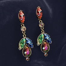 Load image into Gallery viewer, Vintage Opal Glass Earrings E3156