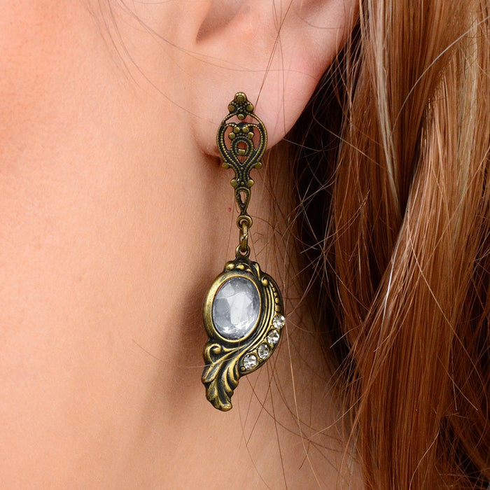 Victorian Curves and Crystal Earrings E416