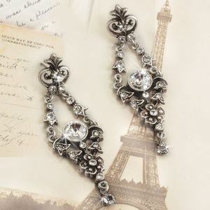 Marie Antoinette Earrings E648