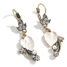 Load image into Gallery viewer, Satin Glass Leaves Earrings