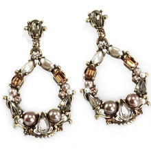 Load image into Gallery viewer, Jewel Loop Earrings E952
