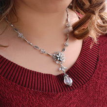 Load image into Gallery viewer, Pointe Flower Long Pendant Necklace
