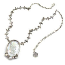 Load image into Gallery viewer, La Belle Epoch Vintage Fairy Intaglio Necklace N1310-SIL