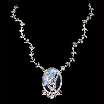 La Belle Epoch Vintage Fairy Intaglio Necklace N1310-SIL