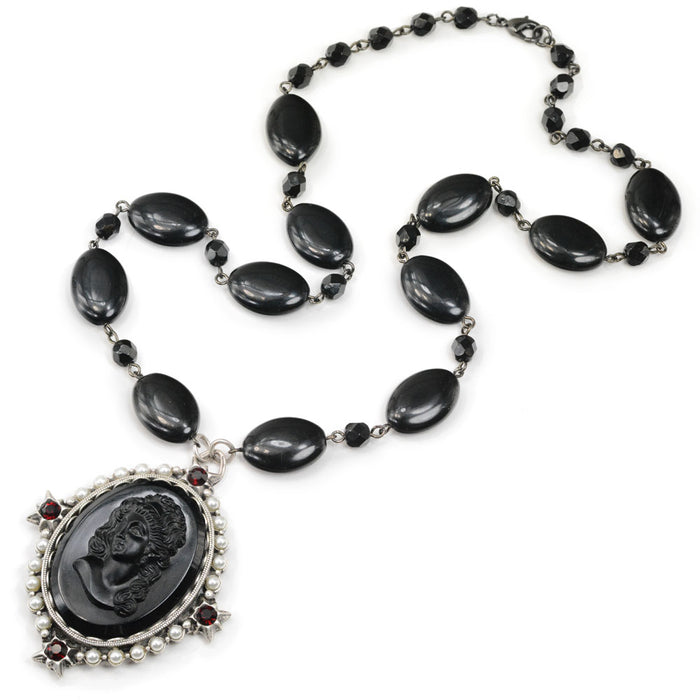 Vintage Jet Black Cameo Necklace N1383