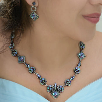 Vintage Midcentury Glamour Necklace in Silver & Blue  N1534