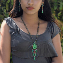 Load image into Gallery viewer, Art Deco Asian Vintage Jade Glass Fringe Necklace N3383