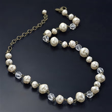 Load image into Gallery viewer, Baroque Pearl Necklace