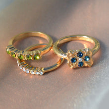 Load image into Gallery viewer, Set of 3 Balance Gold Stacking Rings - Size 6