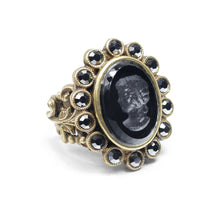 Load image into Gallery viewer, Cameo Intaglio Ring R135