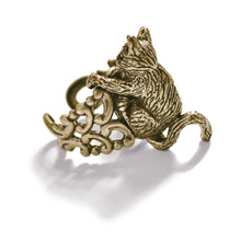 Load image into Gallery viewer, Cat Sculpture Ring