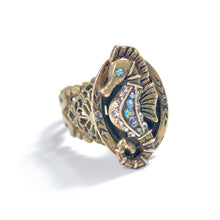 Load image into Gallery viewer, Seahorse Ring R541