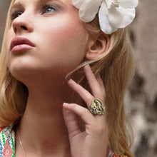 Load image into Gallery viewer, Our Lady of Miracles Virgin Mary Ring R546